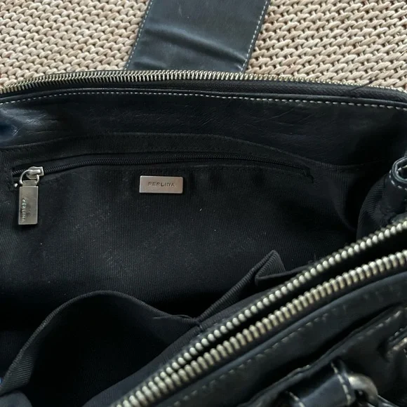 PERLINA Vintage Leather Shoulder Bag - Picture 6 of 9